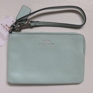 NWT COACH Wristlet